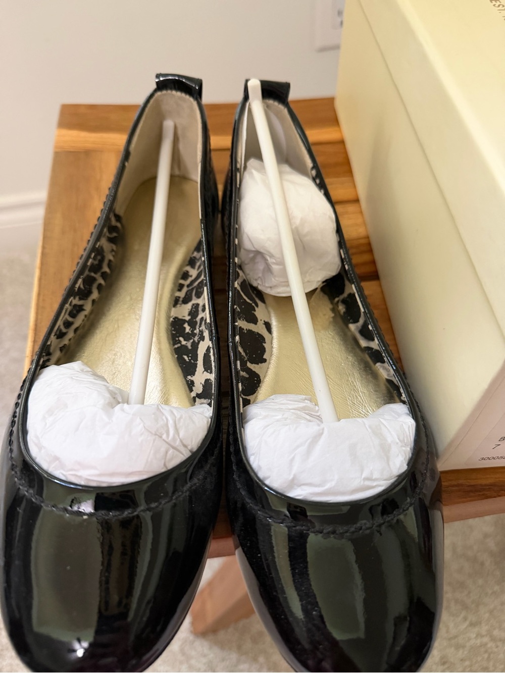 NIB Authentic Coach Anora Black Patent Leather Flats Size 7 - Picture 9 of 11